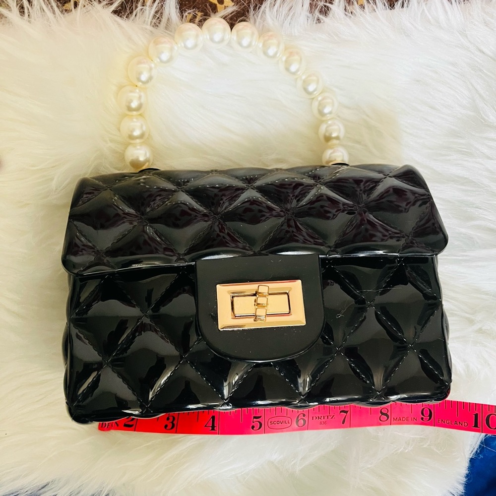 Black bag with pearls